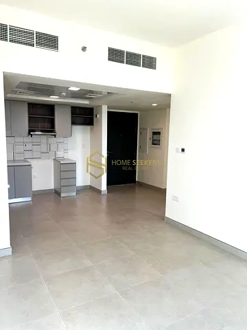 High Floor | Prime Location | Ready To Move