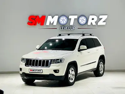 JEEP GRAND CHEROKEE 2012 4X4 DRIVE GCC SPECS SHOWROOM CONDITION