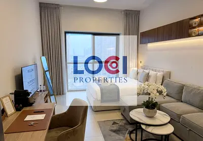 MODERN | FULLY FURNISHED | READY TO MOVE IN