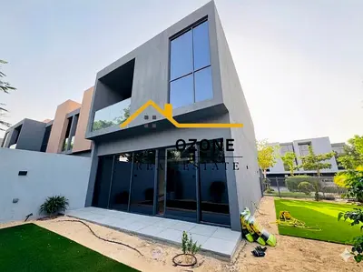 3BR Corner Unit in Robinia | World-Class Amenities | Prime Location