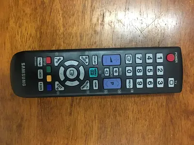 FREE Original Samsung BN59-00888A Remote Control Compatible with LA32B350F1