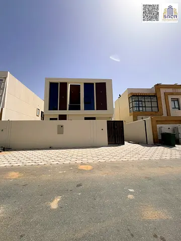 فيلا فاخره بسعر مفاجاه للبيع منطقه الزاهيه عجمان
