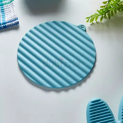 new Avon Silicone Round Baking Mat, 18 cm Length x 17 cm Width