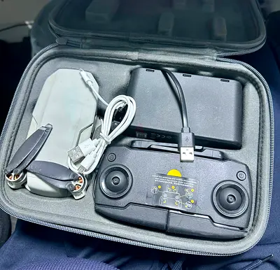 Dji mini 4k drone with controller and charger - used kit