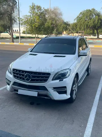 Mercedes-Benz M-Class ML 500 2014 | GCC Specs | V8 Engine | Pristine Condition