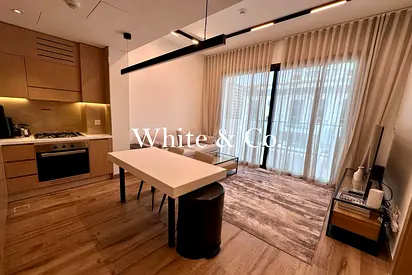 Furnished | Luxury Finish | Fitted Kitchen