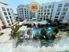 FULLY FURNISHED CLOSE KITCHEN 1BHK ALL AMENITIES