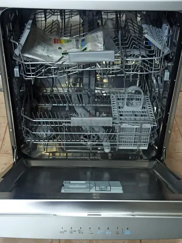 Brand Indesit Two Rack Dishwasher