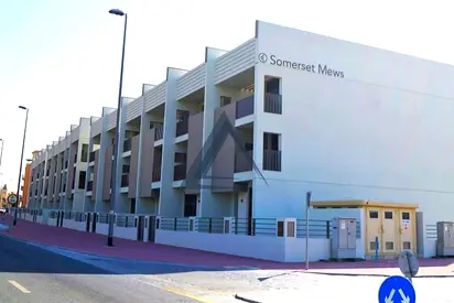 Luxury 4 BHK|Corner Unit|Private Elevator & Garden