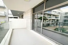 Spacious 1 BR I Corner Unit I Burj Khalifa View