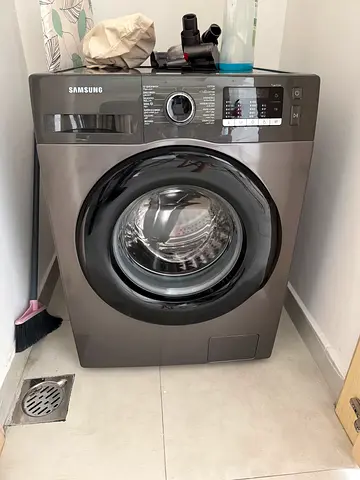 Samsung Front Load Washing Machine - Good Condition