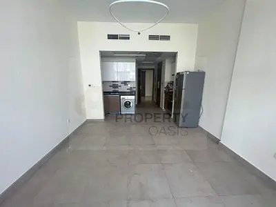 Well-Maintained | Chiller Free | Vacant Soon