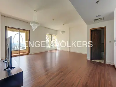 High Floor I Vacant I Spacious Layout