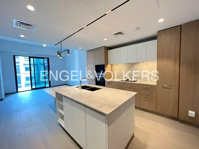 EXCLUSIVE | High Floor | Unfurnished | Vacant
