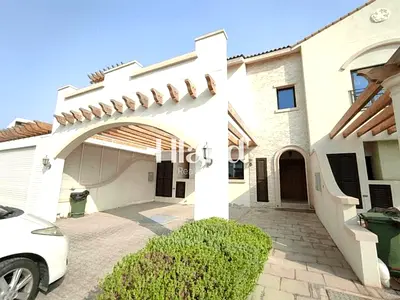 Well Maintained 3BR TH | Ideal Family Home