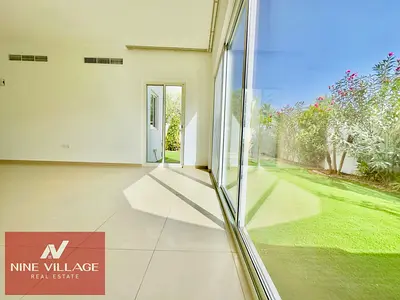 CORNER | SEMI DETACH | 4BR VILLA | LANDSCAPED