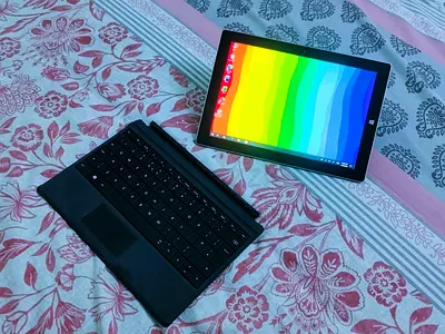 Surface Go 3 Tab (4gb Ram) + Keyboard + Charger + Microsoft Office Pro - Windows 10