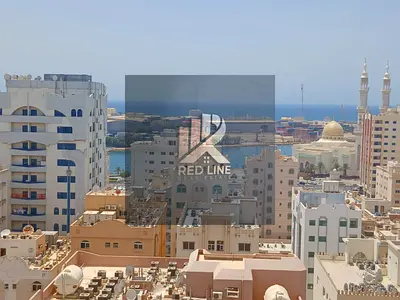 For annual rent: The best and most beautiful studio in Al Majaz area, Sharjah. Large and distinctive space, central air conditioning and gas. Strategi