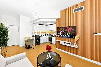 1 Bed | Fully Upgraded | Great Location