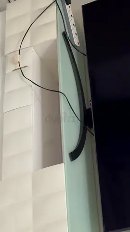 Tv table طاولة تلفزيون 65 بوصة