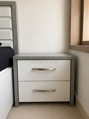 Pan Emirates - Modern Bedside table with drawers