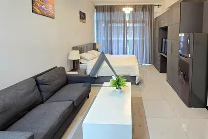 Prime Location | Bright Unit | Furnished