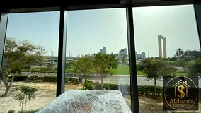 🏬 Shop for Rent in Golden Gate Building – Oud Metha 🏬