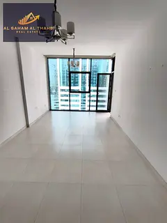 Master Bedroom Apartment with Living Room, Balcony, and Free Parking