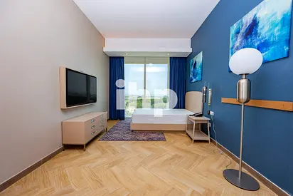 Fully Furnished | Pool & Sea View | All Bills