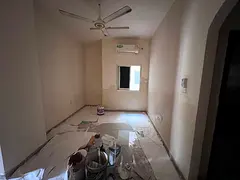 Without air conditioning (AC is the tenant's responsibility) Lowest rental prices in Al Muwaihat