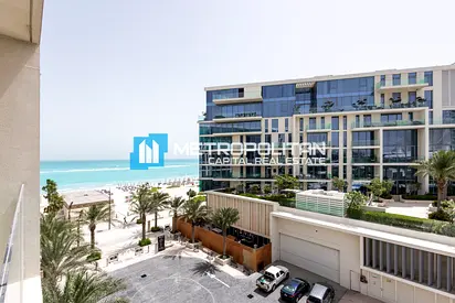 Stunning Unit | Sea and Museum View | Vacant 2BR+M