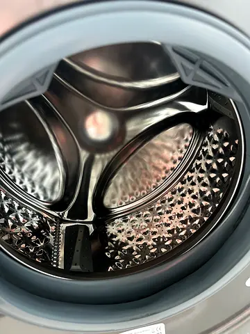 Front-load washing machine drum in good condition (washing machine) - spare/part or appliance