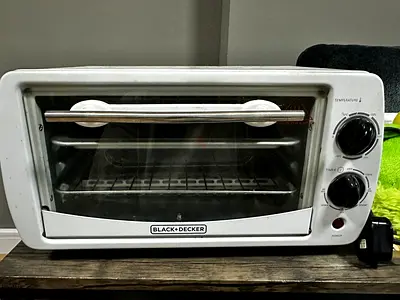 BLACK+DECKER 800W 9L Toaster Oven for sale – AED 80