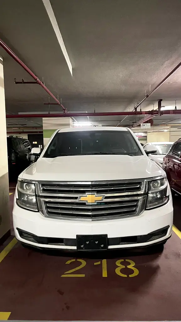 Chevrolet Tahoe 2020 — photo 1 of 7