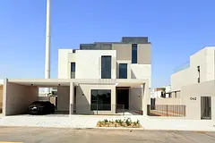 G+2 | Huge Layout | Close to Pool and Park | Upgraded Kitchen