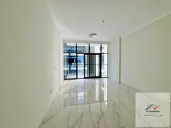 Prime Location | Luxurious building | MULTIPLE OPTIONS