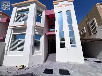 فيلا جميلة مكونة من 4 غرف نوم متاحة للإيجار في منطقة elmayhat