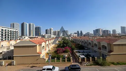 Spacious 1BR | Ready to Move In | Multiple Cheques