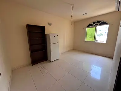🏡 شقة غرفة وصالة للإيجار السنوي في Ajman – Ajman Corniche أجمل الشقق وأقل الأسعار في موقع مميز جداً ثاني صف من كورنيش عجمان، بجوار مطعم ثمار البحر، ف