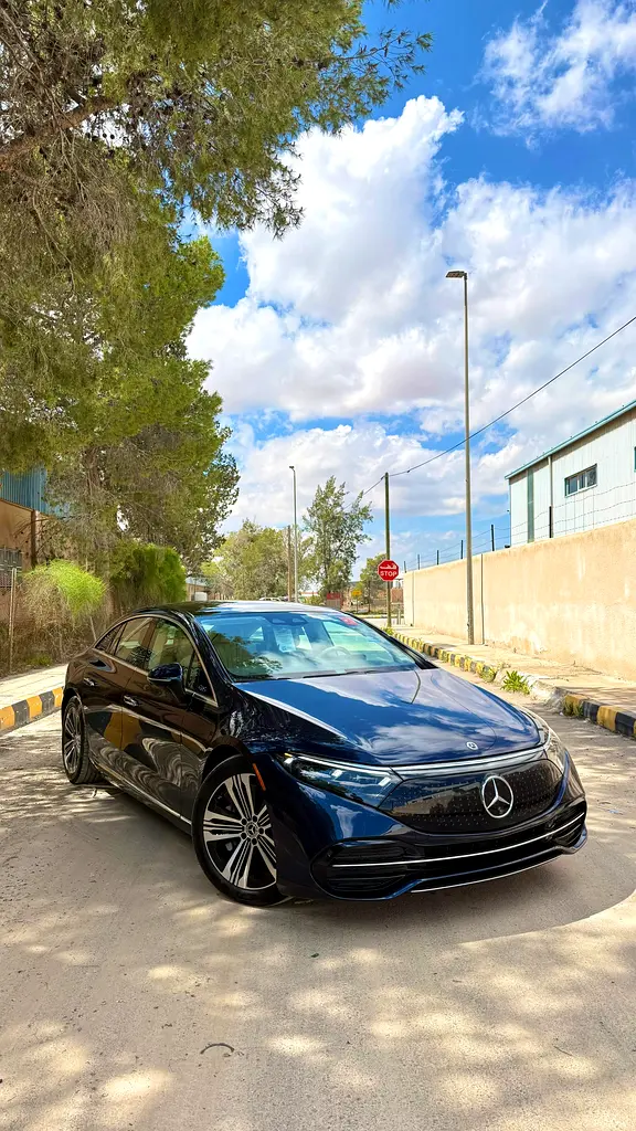 Mercedes-Benz EQS 2022 — photo 1 of 20