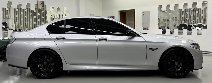 2012 BMW 5-SERIES 缩略图 4