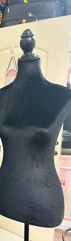 sewing mannequin