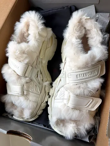White Fur-Trim Balenciaga-style Chunky Sandals, Size Unknown - Gently Used