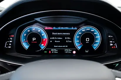 2025 AUDI SQ7 photo 9