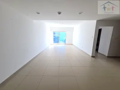 Hot Deal / Spacious / Vacant