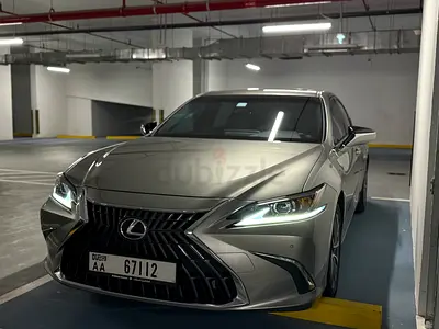 Lexus ES 300h 2023