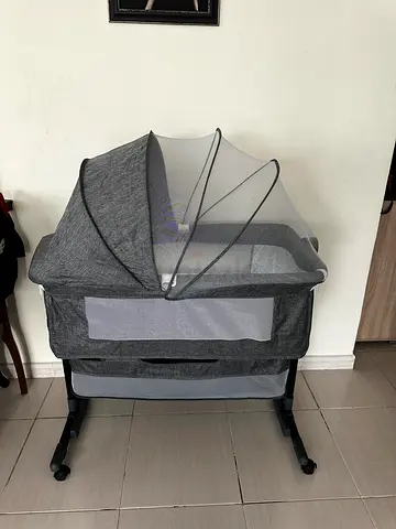 Baby crib