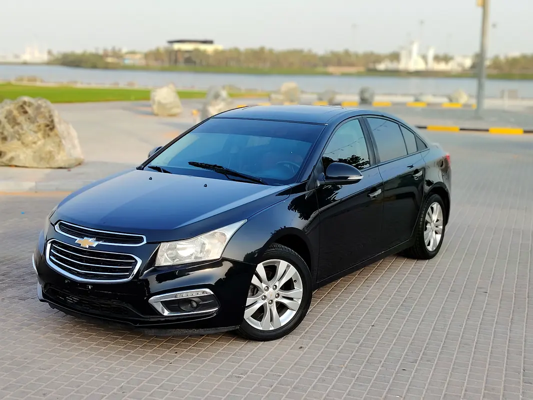 Chevrolet Cruze 2016 — photo 1 of 18