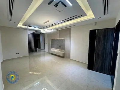 Luxury villa in a prime location in Al Zahia, 5 bedrooms where luxury meets tranquility, high-end finishing, and a special price.