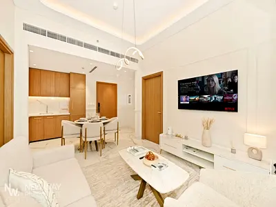 Luxury 2BR | Furnished | Huge Balcony